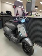 Vespa Sprint S Brom Mat Grijs E4 45KM BJ 2018 Full Option, Ophalen, Overige modellen, Maximaal 45 km/u, Zo goed als nieuw