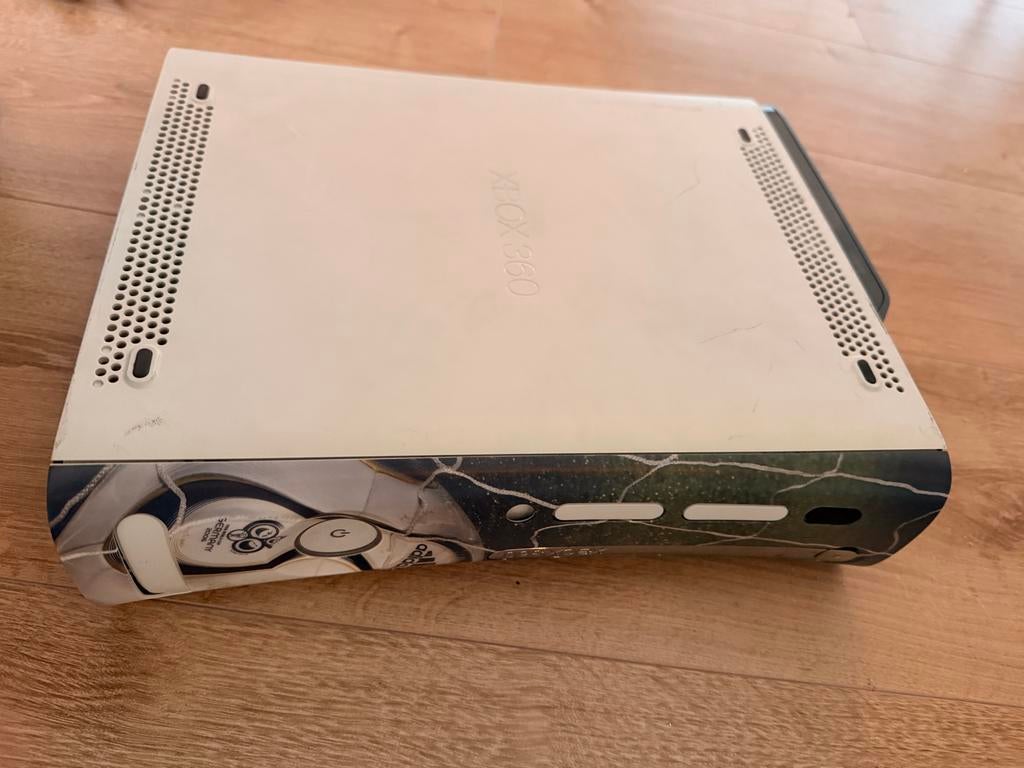 Xbox 360 60GB + 8 Games - Complete Set!, Ophalen, Online, Gebruikt, Overige genres