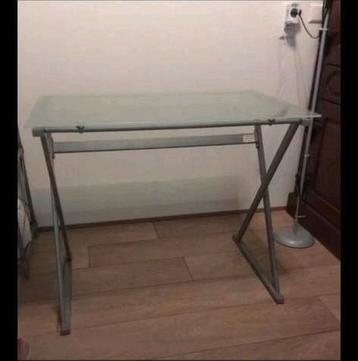 Gratis tafel/bureau