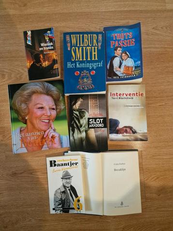 Gratis 8 boeken pakket beschikbaar voor biedingen