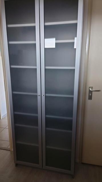 IKEA BILLY  BOEKENKAST MET GLASDEUREN, GRIJS - afbeelding 4