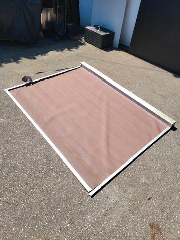Zonnescherm, screen met geleiders 155x202cm beschikbaar voor biedingen