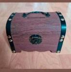 Houten spaarkistje met sleutel. Nieuw, Verzamelen, Ophalen of Verzenden, Nieuw, Hout, Overige thema's