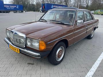 Mercedes-Benz 200 D W123 van 1983 met slechts 81338 KM !