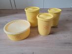 Tupperware koektrommel en voorraadbussen 4-delig, Huis en Inrichting, Keuken | Tupperware, Ophalen of Verzenden, Gebruikt, Geel