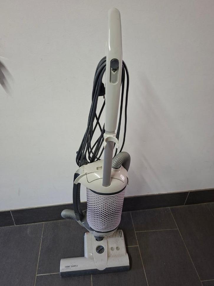 Borstel/tapijtstofzuiger Sebo Dart 2, Witgoed en Apparatuur, Stofzuigers, Gebruikt, Stofzuiger, Minder dan 1200 watt, Stofzak