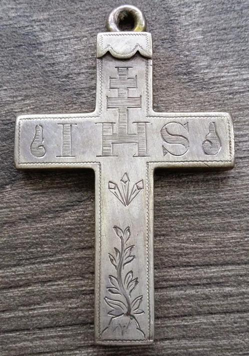 Om1700 GROOT Zilveren Gegraveerd Vereringskruis Kruis Hanger, Antiek en Kunst, Antiek | Goud en Zilver, Zilver, Ophalen of Verzenden