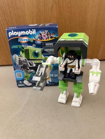 Playmobil Super 4 6693 beschikbaar voor biedingen