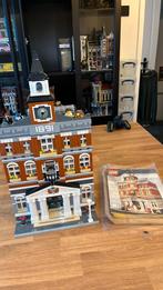 Lego 10224 city hall / stadhuis met doos en boekjes, Ophalen, Zo goed als nieuw