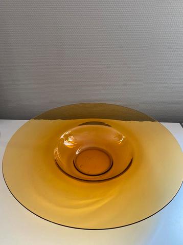 Vintage glazen amberkleurige ronde schaal d40cm