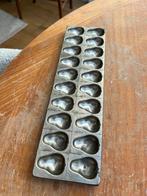 Chocolade mal 2 STUKS, Ophalen of Verzenden, Gebruikt, Taarten of Cupcakes, Bakvorm