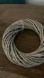 Rieten krans diameter is 40 cm, Huis en Inrichting, Woonaccessoires | Kransen, Ophalen, Zo goed als nieuw