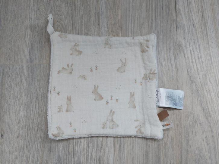 Knuffel knuffeldoekje little dutch baby bunny konijn K9682, Kinderen en Baby's, Speelgoed | Knuffels en Pluche, Zo goed als nieuw