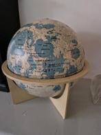 Maanbol moonglobe, Huis en Inrichting, Woonaccessoires | Wereldbollen, Ophalen of Verzenden