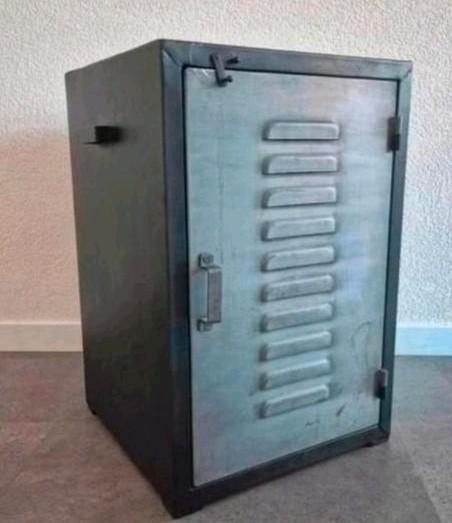 Metalen Lockerkastje met schap 60x40x40 cm, Huis en Inrichting, Kasten | Lockerkasten, Zo goed als nieuw, Ophalen