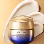 Shiseido Vital perfection creme 50ml Nieuw, Sieraden, Tassen en Uiterlijk, Uiterlijk | Gezichtsverzorging, Ophalen of Verzenden