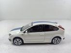 bburago 1/43  ford focus st, Ophalen of Verzenden, Zo goed als nieuw, Auto, Overige merken