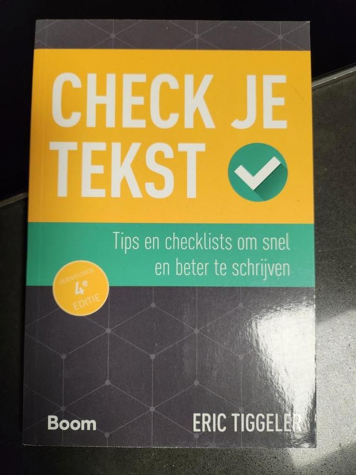 Eric Tiggeler - Check je tekst, Boeken, Overige Boeken, Zo goed als nieuw, Ophalen of Verzenden