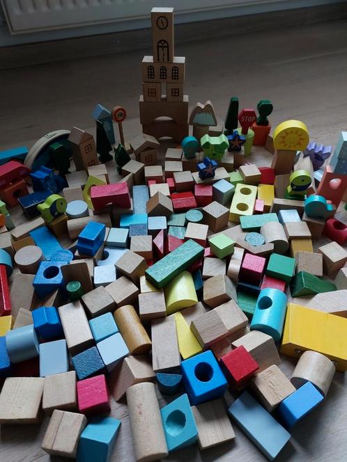 ENORME VERZAMELING HOUTEN BLOKKEN groot formaat en kleurrijk, Kinderen en Baby's, Speelgoed | Bouwstenen, Zo goed als nieuw, Overige merken