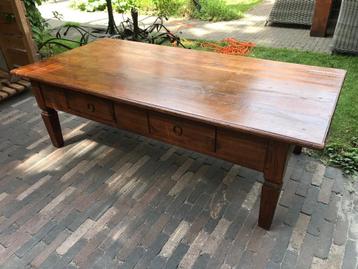 salontafel beschikbaar voor biedingen