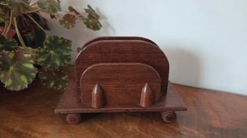 Brieven houder beschikbaar voor biedingen