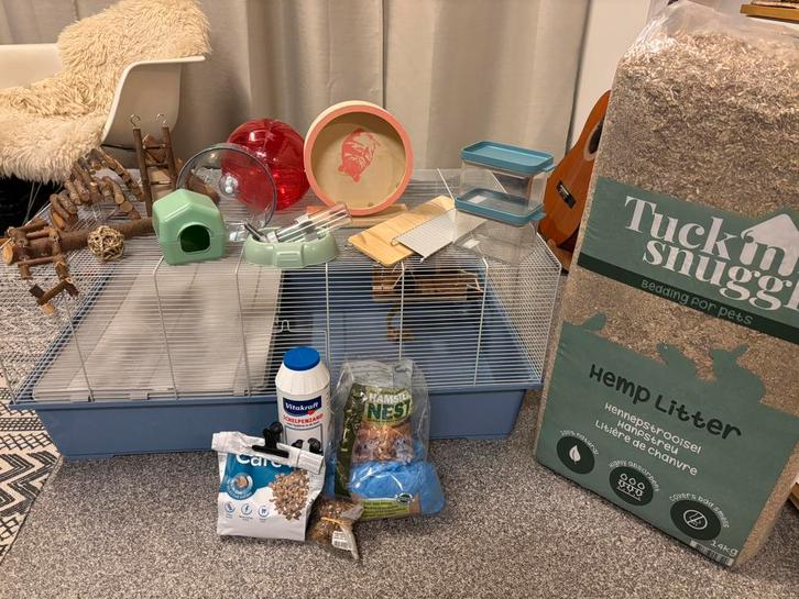 Hamster kooi compleet met alles - Ferplast - 97cm x 57cm, Dieren en Toebehoren, Knaagdieren en Konijnen | Hokken en Kooien, Zo goed als nieuw