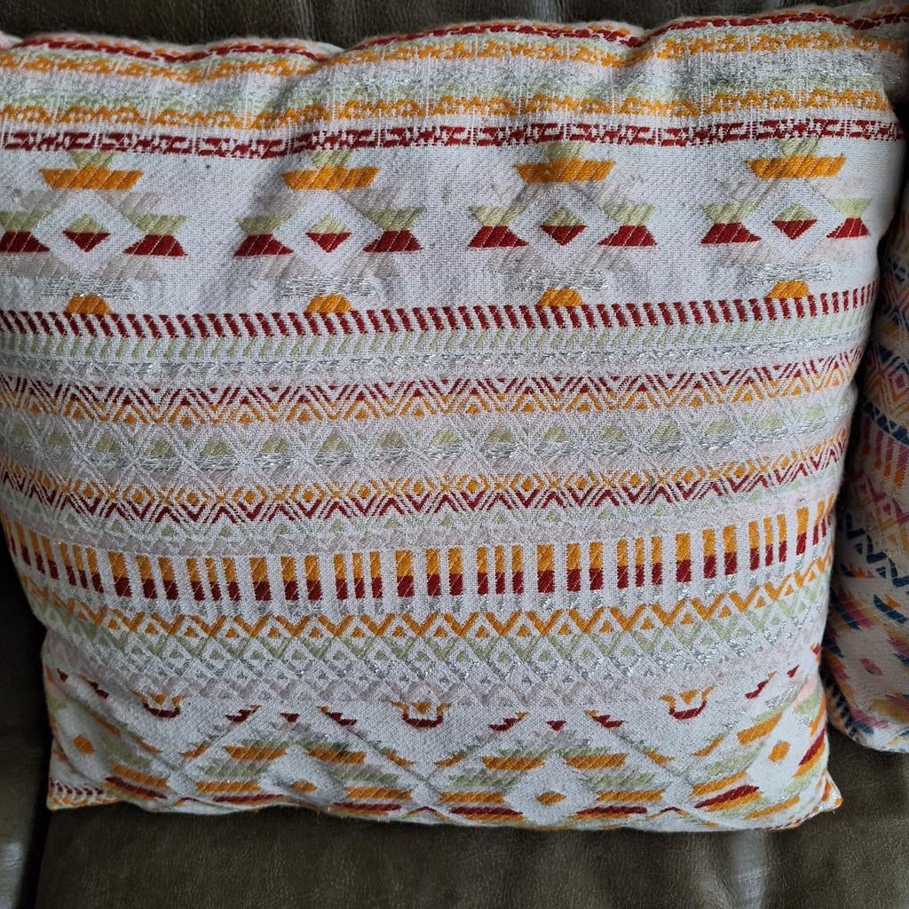 Decoratief Kussen met Etnische Print, Ophalen of Verzenden, Zo goed als nieuw, Overige kleuren, Vierkant