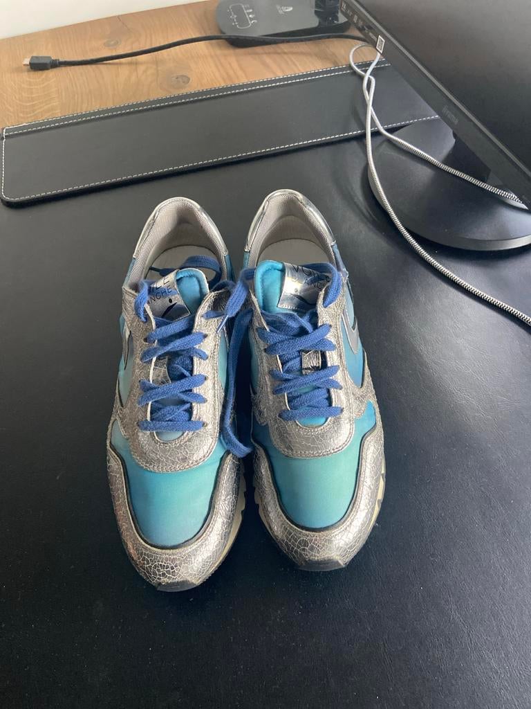 Voile Blanche Sneakers Blauw/Metallic - Maat 39, Kleding | Dames, Schoenen, Ophalen of Verzenden, Zo goed als nieuw, Blauw, Sneakers of Gympen
