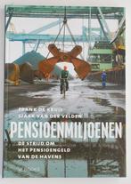 Pensioenmiljoenen de strijd om het pensioengeld + dvd (2015), Boeken, Nederland, Zo goed als nieuw, Verzenden