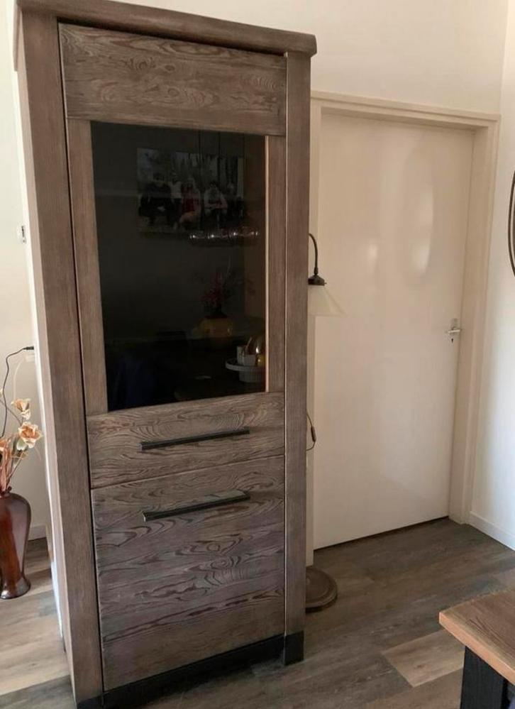 Prachtige Vitrinekast Rough via Haco np €849,-!, Huis en Inrichting, Kasten | Vitrinekasten, Zo goed als nieuw, 200 cm of meer