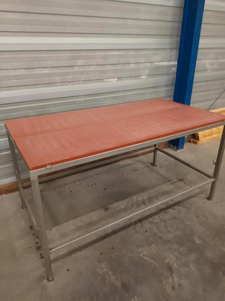 SNIJTAFEL WERKTAFEL SLAGERIJ HORECA CATERING HOOGTE VERSTELB, Witgoed en Apparatuur, Overige Witgoed en Apparatuur, Zo goed als nieuw
