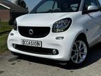 Smart ForTwo 1.0 Prime CRUISE | CLIMA | PANORAMA | ALL SEASO, Auto's, Smart, Achterwielaandrijving, Gebruikt, Euro 6, Wit