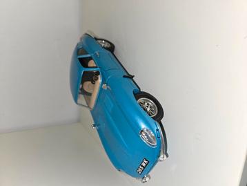 Burago jaguar e 1961 1/18 beschikbaar voor biedingen
