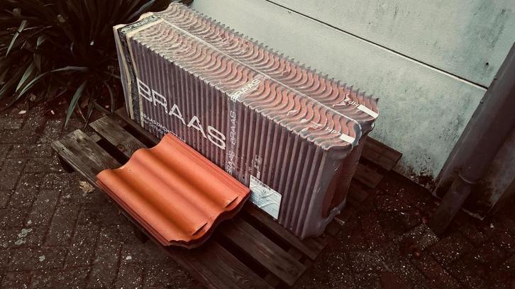 Monier Low-pitch dakpannen - Nieuw in verpakking!, Doe-het-zelf en Verbouw, Dakpannen en Dakbedekking, Nieuw, Dakpannen, Steen of Klei