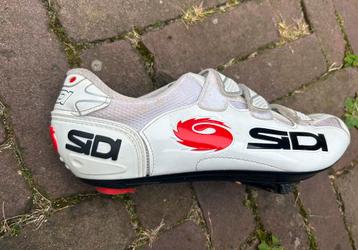 Sidi wielrenschoen nauwelijks gebruikt mt 47 (valt klein) beschikbaar voor biedingen