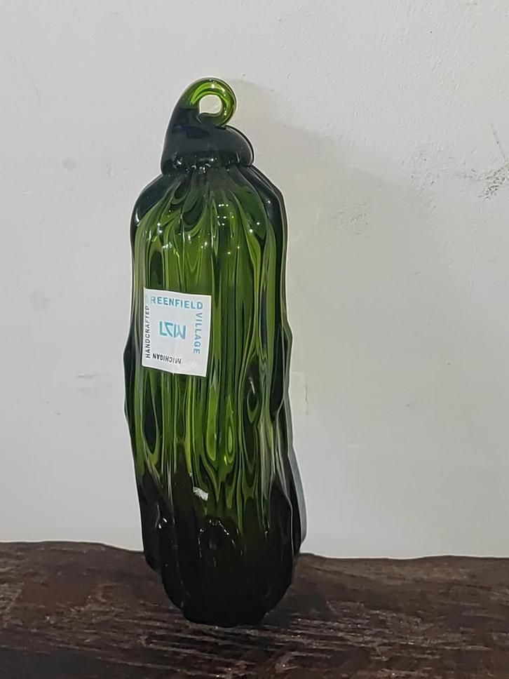 Dit prachtige augurkenornament,kerstbal handgeblazen i ik, Diversen, Kerst, Ophalen of Verzenden