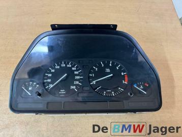 Instrumentenpaneel BMW 5-serie E34 7-serie E32 1384384 beschikbaar voor biedingen