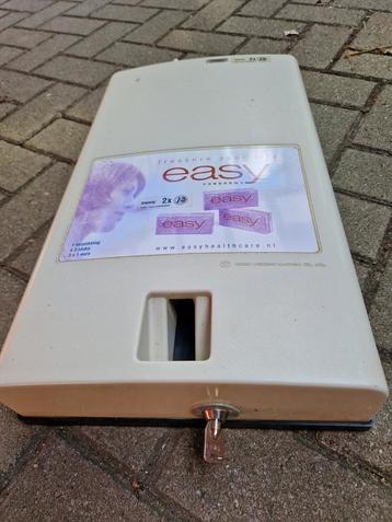 plastic condoomautomaten  beschikbaar voor biedingen