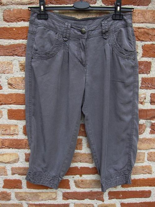grijze ballon broek van Camaieu - als mt S/M, Kleding | Dames, Broeken en Pantalons, Grijs, Kort, Ophalen of Verzenden