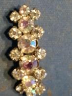 Broche ,met fraaie steentjes, Met kristal, Overige materialen, 4 tot 7 cm, Gebruikt