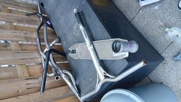 Stuntstep deck&bar beschikbaar voor biedingen