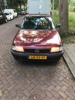 Opel Astra 1.6 I Tailgate AUT E2 1995 Rood, Auto's, 4 cilinders, Origineel Nederlands, Overige kleuren, 70 pk
