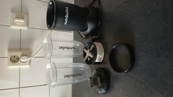 nutribullet, Witgoed en Apparatuur, Blenders, Zo goed als nieuw, Blender, Ophalen of Verzenden