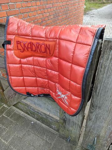 Super mooie eskadron dekjes full dressuur  beschikbaar voor biedingen