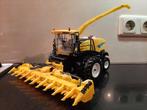 New Holland FR maishakselaar verbouwd, Hobby en Vrije tijd, Modelauto's | 1:32, Ophalen of Verzenden, Zo goed als nieuw, Tractor of Landbouw