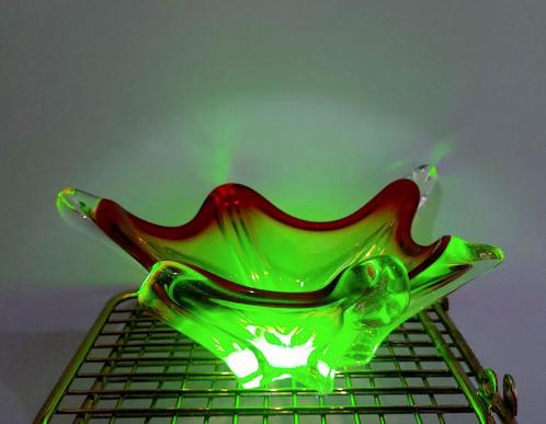 Vintage glazen schaal, Antiek en Kunst, Antiek | Glas en Kristal, Ophalen of Verzenden