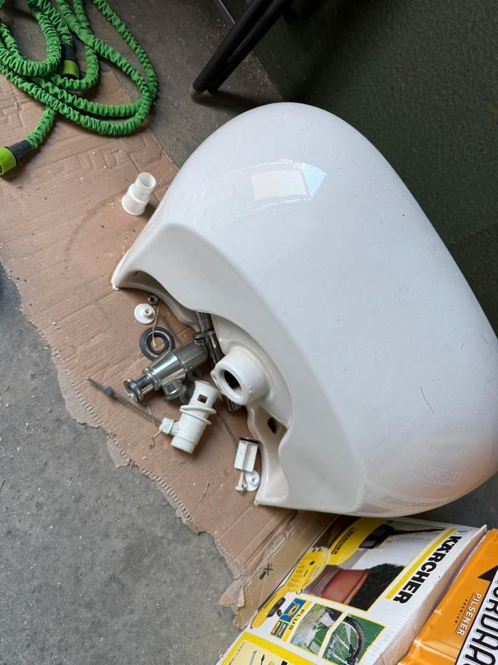 Wastafel zonder kraan, Doe-het-zelf en Verbouw, Sanitair, Zo goed als nieuw, Wastafel, Steen, Ophalen of Verzenden