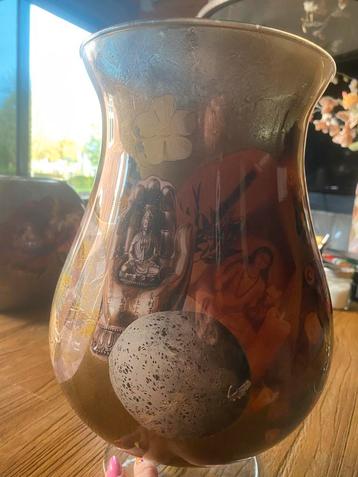 Handgemaakte Decoratieve Vaas beschikbaar voor biedingen