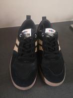 Palladium mt 40, Ophalen of Verzenden, Zo goed als nieuw, Zwart, Sneakers of Gympen