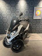 PIAGGIO MP3 300 2024 4629KM INCLUSIEF GARANTIE, NIEUWSTAAT, Scooter, 300 cc, Bedrijf, Motorrijbewijs B